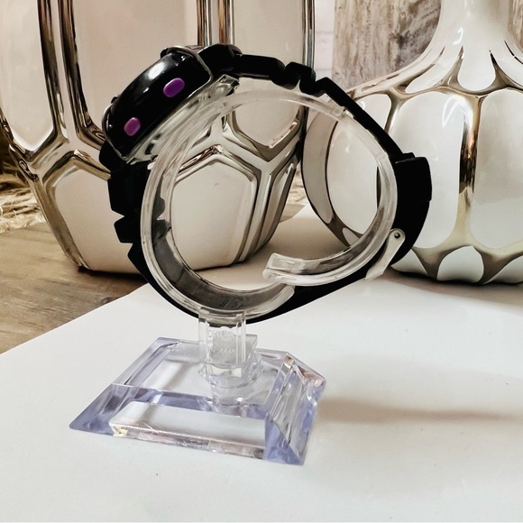 ChromaGLO Sports Watch - Picture 7 of 10